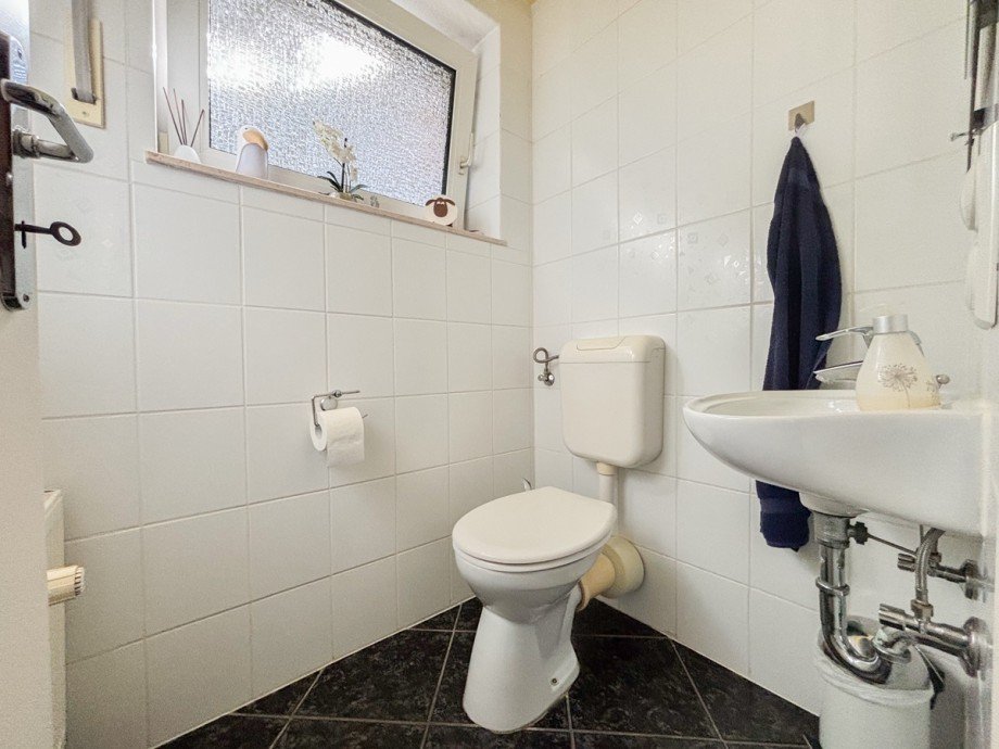 G�ste WC Doppelhaush�lfte Spenge