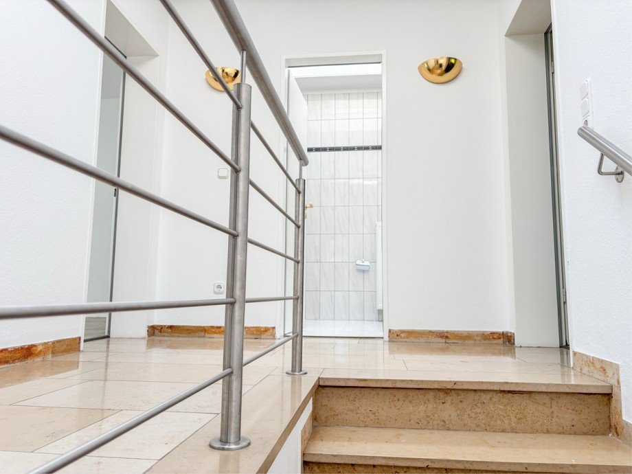 7 Aufgang Reihenendhaus Herford