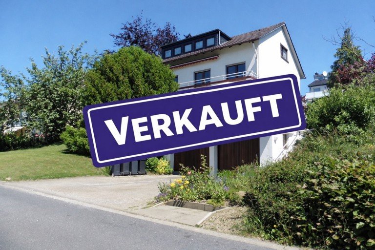 Hausansicht Herford Mehrfamilienhaus --VERKAUFT--Gepflegtes 3-Familienhaus in ruhiger und sch�ner Lage von Herford